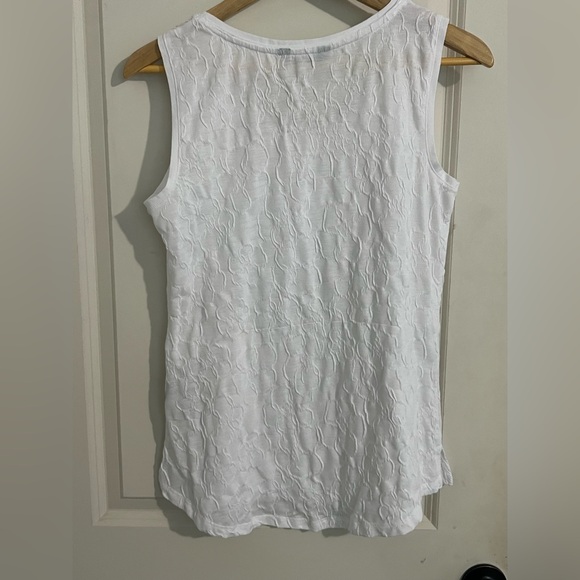 Simply Vera by Vera Wang Small White Textured Sleeveless Top - Picture 3 of 3